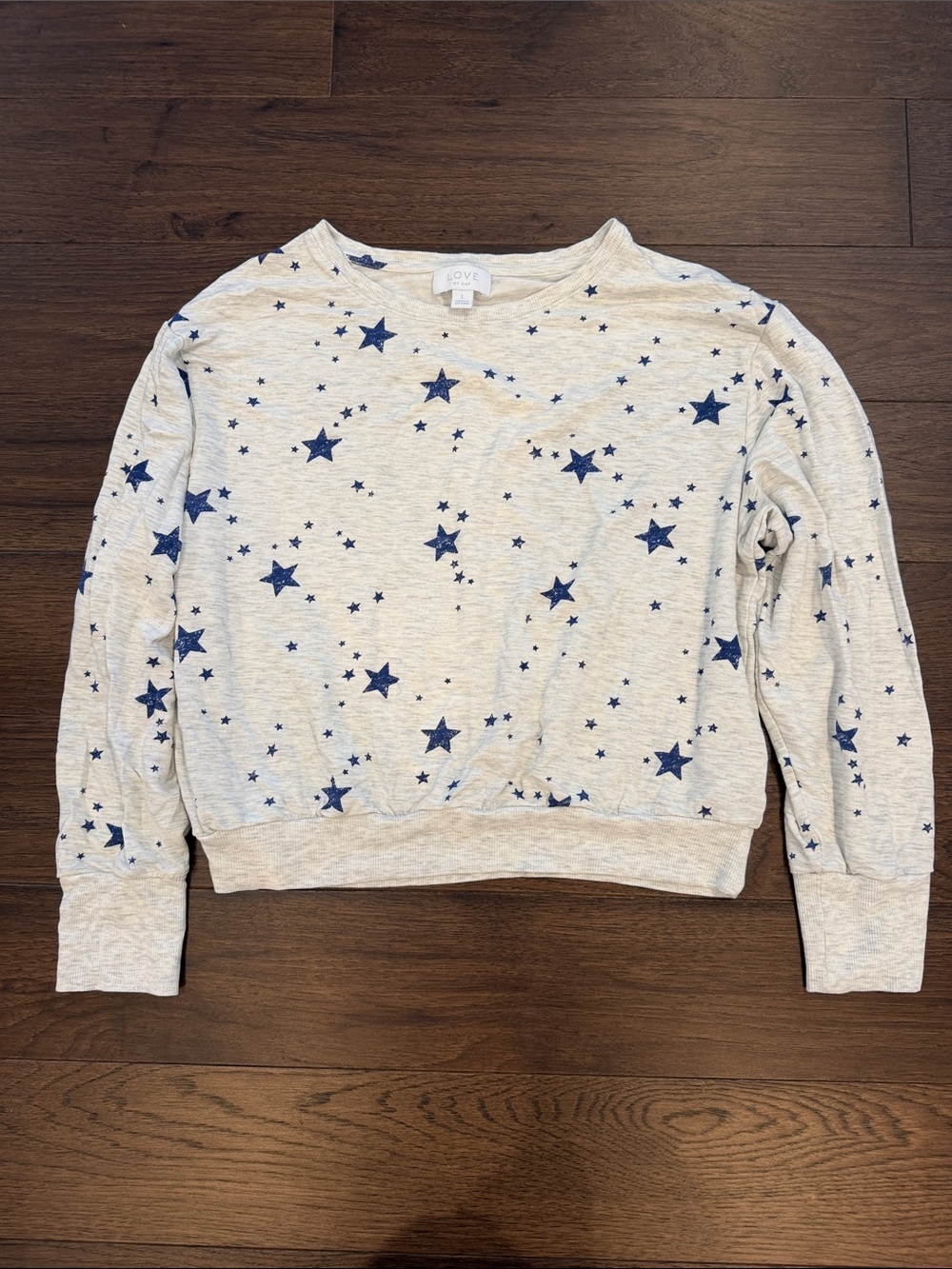 Love by GAP Light Gray Sweatshirt with Navy Stars Size Large - C60-029
